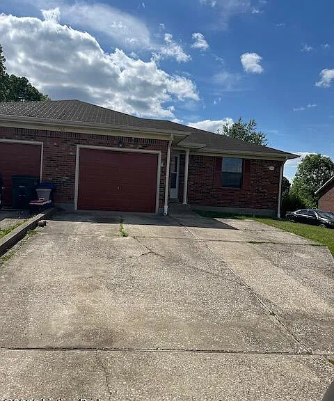 1708B Cliff Ridge Ct — Photo 1