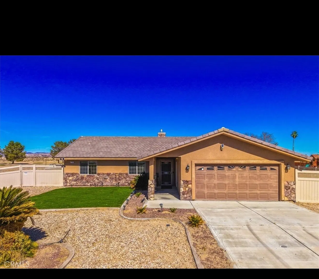 3 bed, 1560 sqft, $1,000 — Photo 2