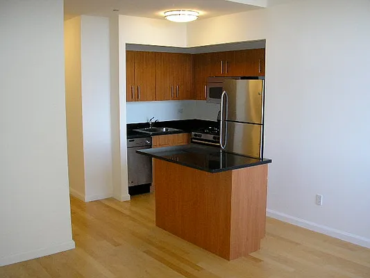 Rented by City Connections Realty | media 75