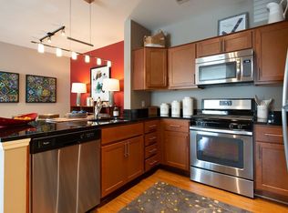 8825 Peregrine Heights Rd #8835-101, Manassas Park, VA 20111