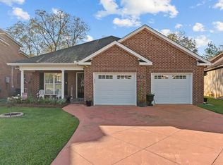 211 Veritas Dr, Dothan, AL 36303