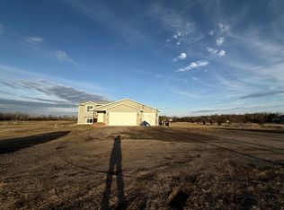 47575 Falcon Ave, Rush City, MN 55069