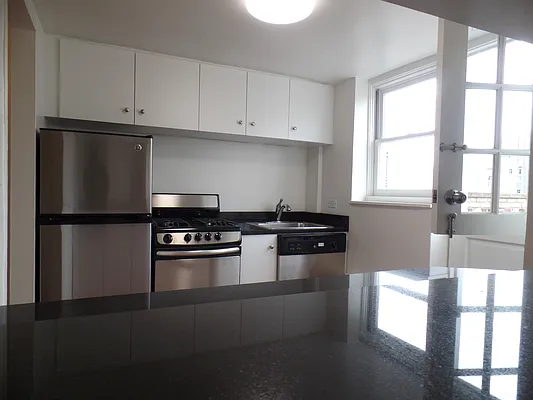 Rented by NYC Village Real Estate | media 23