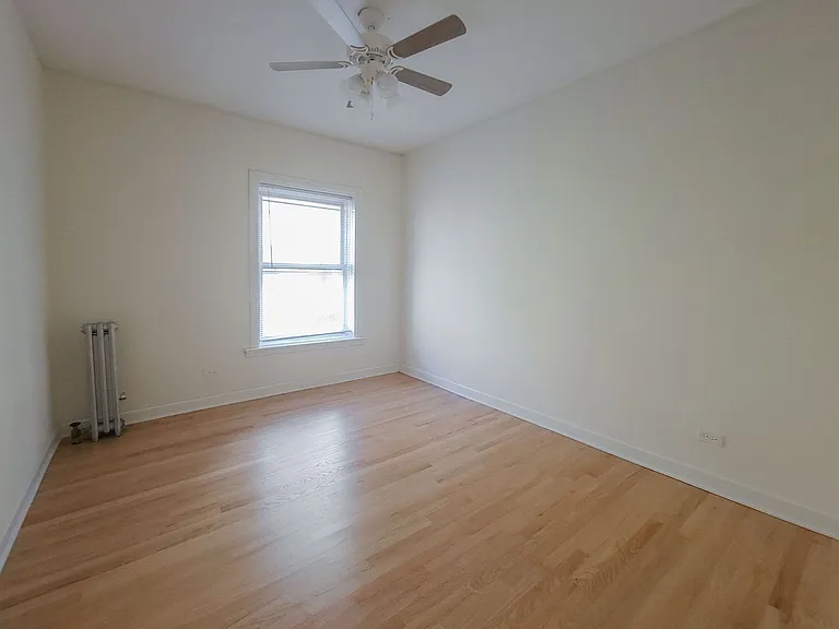 3912-28 N. Pine Grove — Photo 12