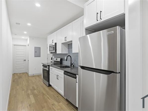 2610 N 33rd St Floor 3