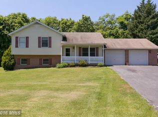 157 Palomino Pl, Charles Town, WV 25414