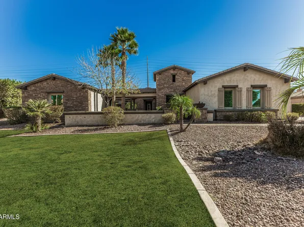 4675 S BANNING Drive, Gilbert, AZ 85297