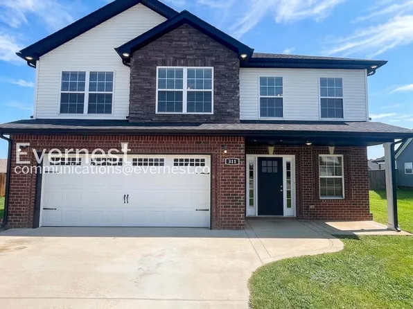 311 Dugger Dr, Clarksville, TN 37042