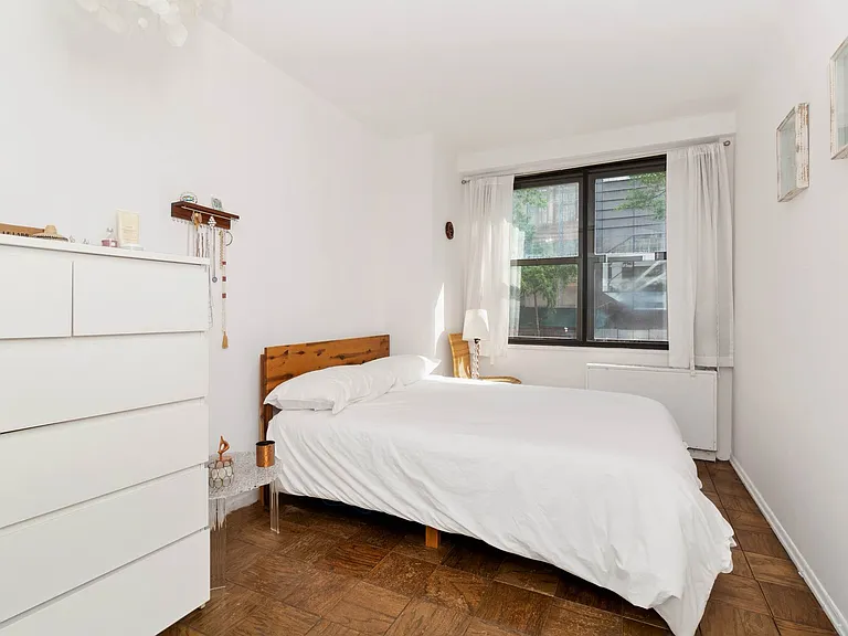 7 E 14th St #215 — Photo 3