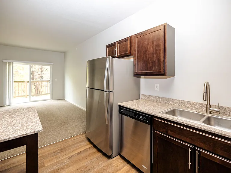Kascade Place Apartments — Photo 103