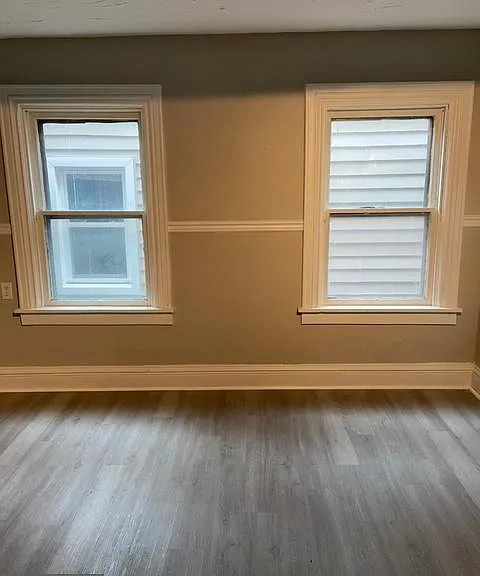 19 E Main St #6 — Photo 10