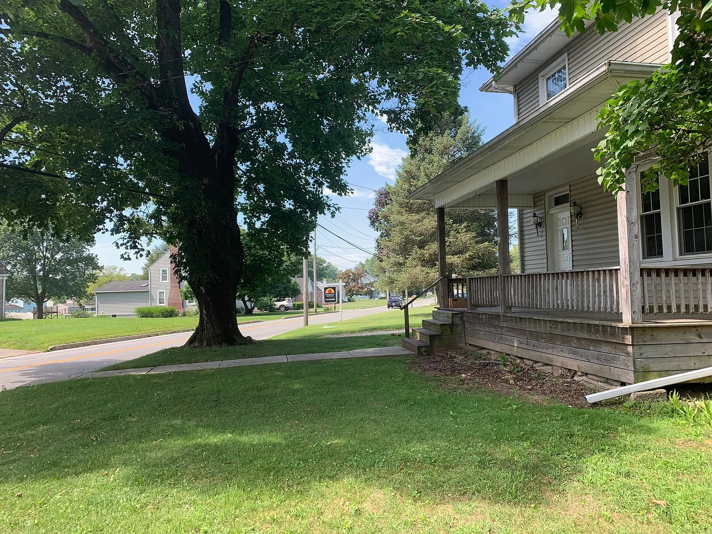 3 Bedroom 1.5 Bath House, Garage, West York SD — Photo 3