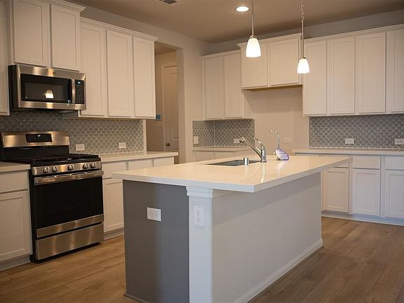 3rd image of 752 Lake Lacosta Dr