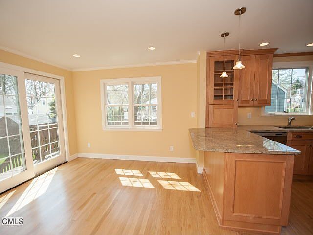 2nd image of 79 Flora Blvd