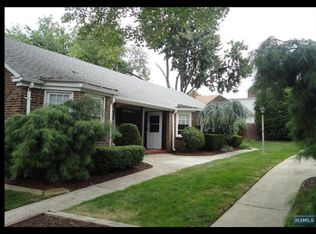61 W Columbia Ave APT 3, Palisades Park, NJ 07650
