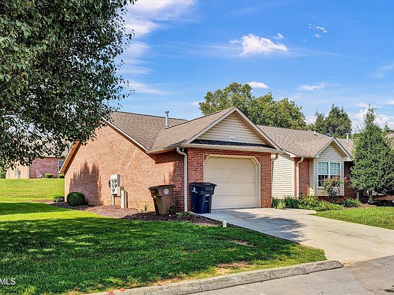 2nd image of 4520 Shamus Way