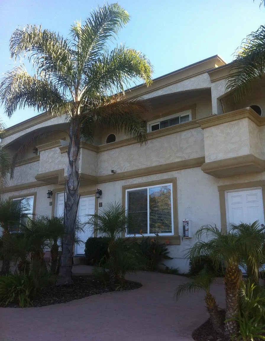 1 bed, 450 sqft, $1,650 — Photo 3