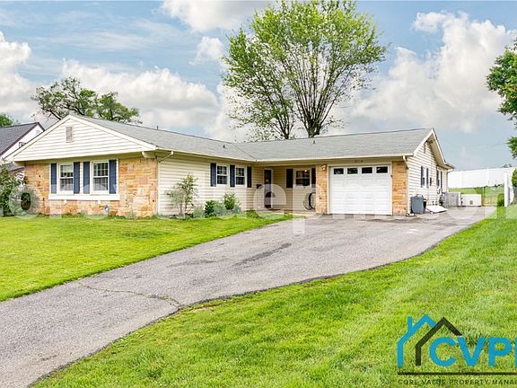 2nd image of 12110 Tulip Grove Dr