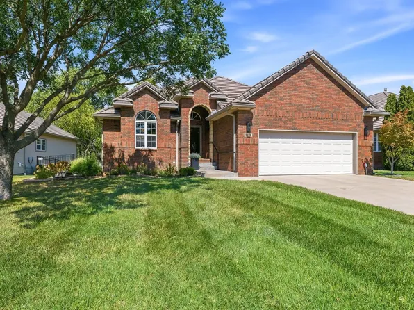 2819 N Plumthicket Cir, Wichita, KS 67226