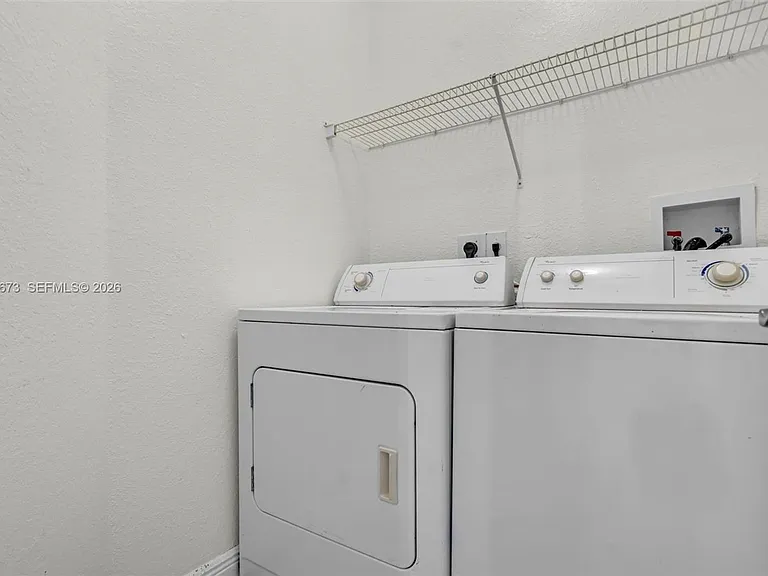 5149 SW 137th Ave — Photo 12