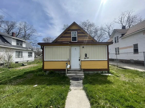 2424 Howden St, Muskegon Heights, MI 49444