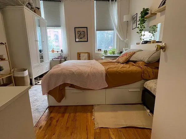 143 Montrose Ave APT 2R, Brooklyn, NY 11206