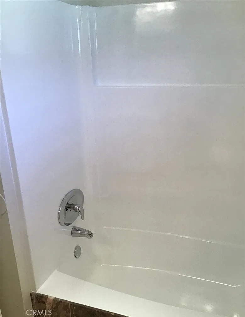 2 bed, 832 sqft, $1,595 — Photo 4