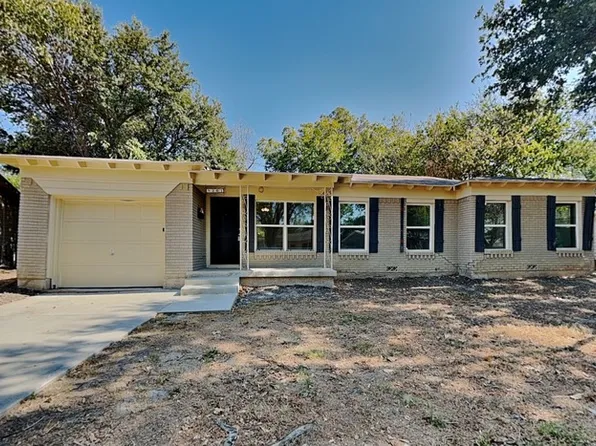 5201 Sabelle Ln, Haltom City, TX 76117