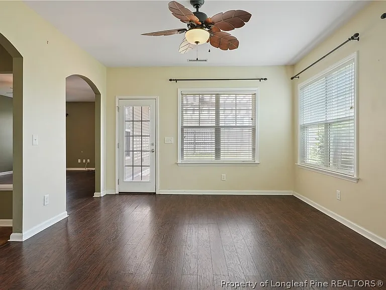 415 Highgrove Dr — Photo 24