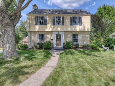 261 Main STREET, Pewaukee, WI, 53072