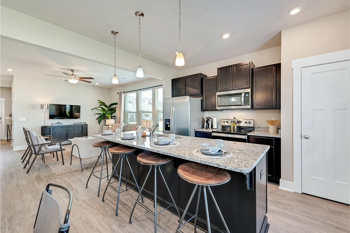 Building Photo - Covey Homes Addison