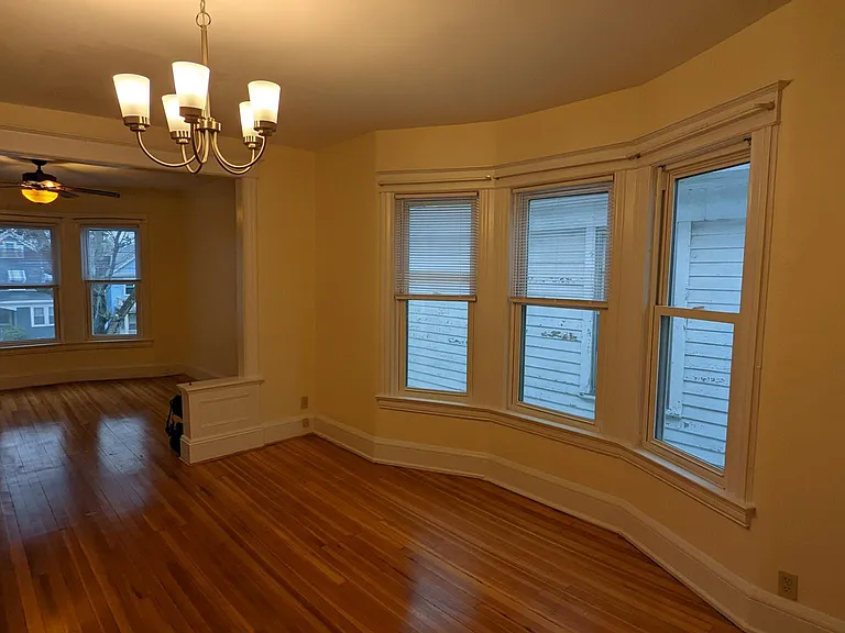 61 S Pine Ave #1 — Photo 8