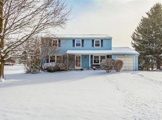 1410 Tudor Way, Farmington, NY 14425