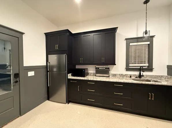 (undisclosed Address), North Charleston, SC 29405