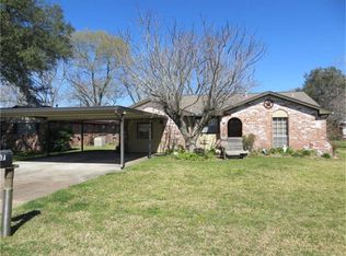 1237 Ramona St, Angleton, TX 77515