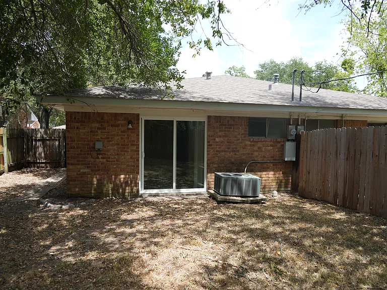 1712A Lawyer St #A — Photo 2