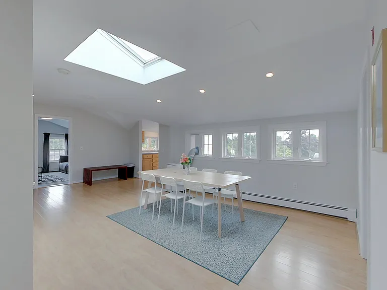 26 Cliff Ave #4 — Photo 5