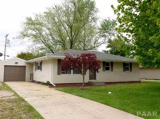 5744 N Hamilton Rd, Peoria, IL 61614