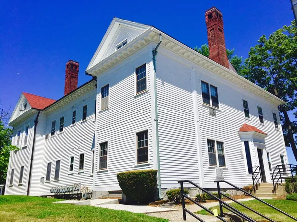 33 Chestnut St, Worcester, MA 01609