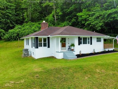 518 4th St W, Madison, WV, 25130