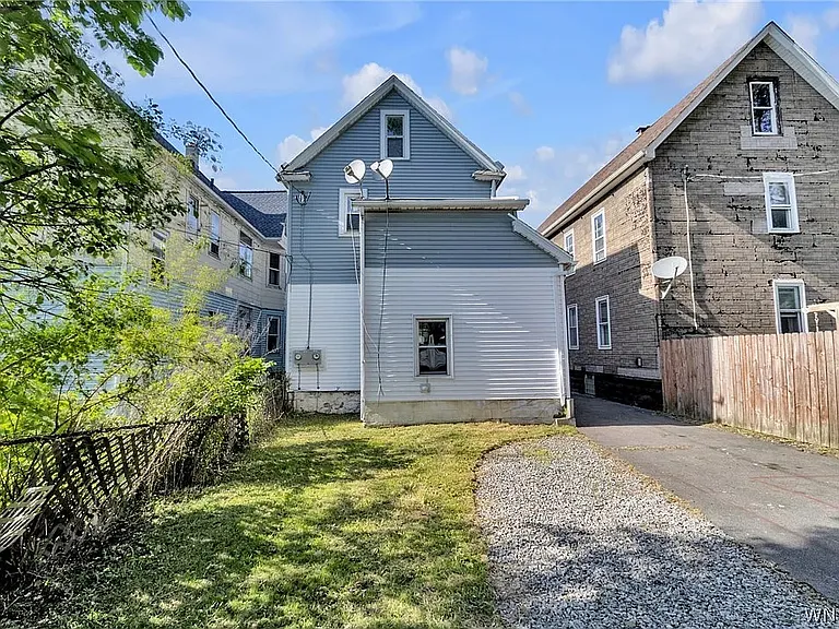 27 Como Ave #1 — Photo 14