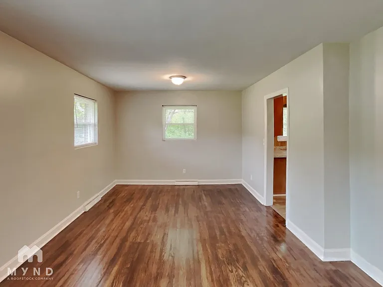 5201 Pinebrook Dr — Photo 9