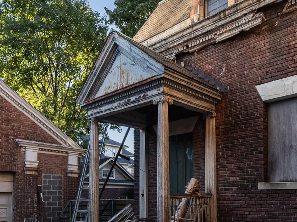 1000 Ocean Avenue image 6 of 7