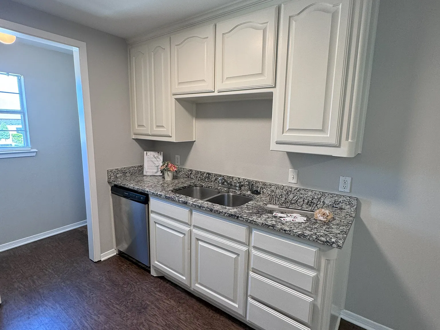 3 bed, 1010 sqft, $1,475 — Photo 4