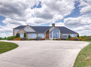 297 Hillendale Rd, Crossville, TN 38572