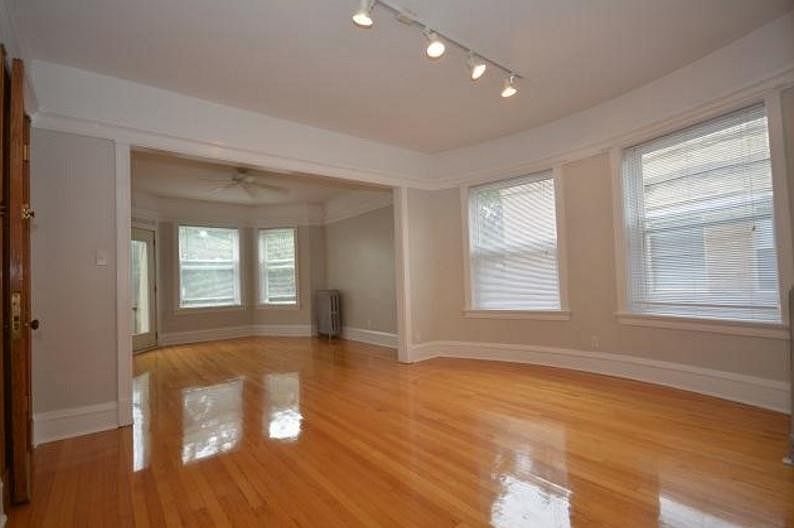 1st image of 1330 W Carmen Ave #2