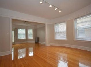 1330 W Carmen Ave #2, Chicago, IL 60640