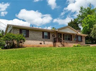 613 Hillside Dr, Cedartown, GA 30125