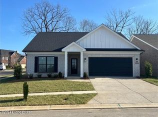 8203 Cedar Crest Ln, Louisville, KY