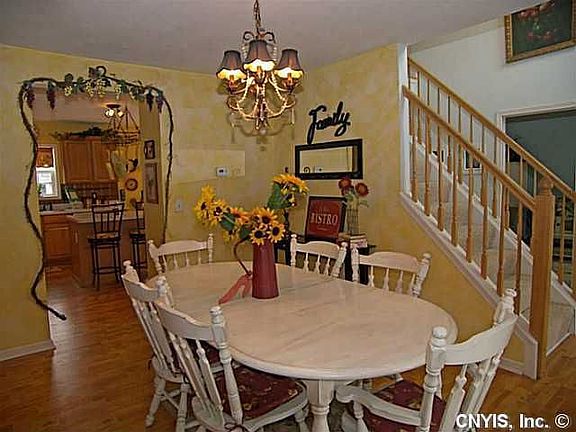 5th image of 8410 Sutcliffe Dr